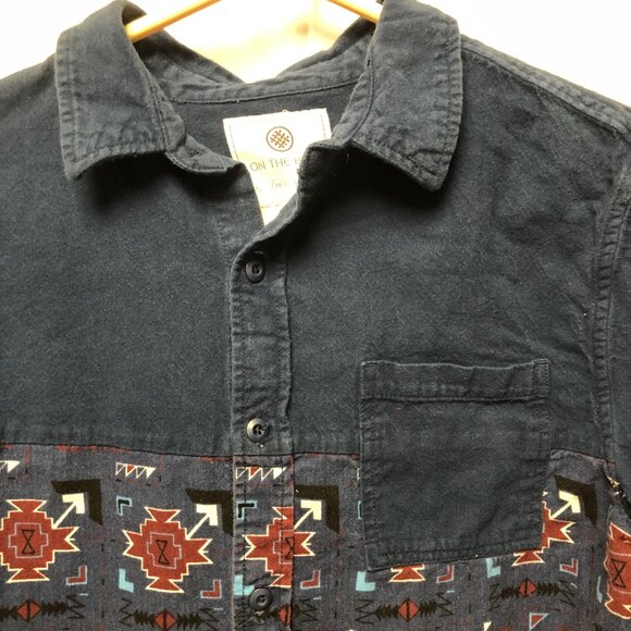 On The Byas Western Shirt Mens Size Medium Blue Southwestern Long Sleeve - Picture 3 of 7